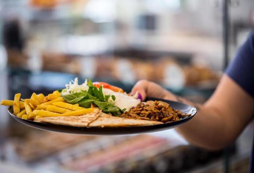 تختخواب و صبحانه Sunny Rooms