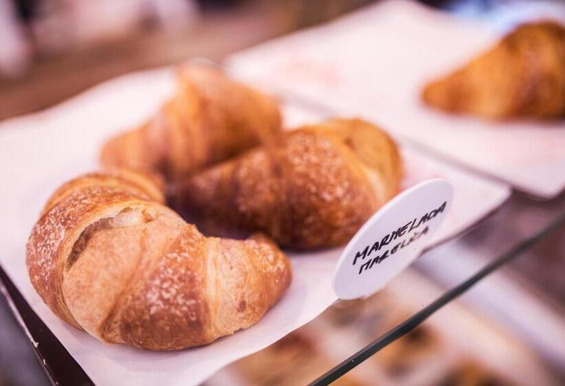 تختخواب و صبحانه Sunny Rooms