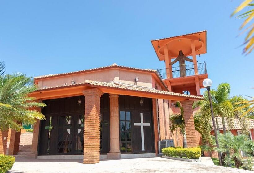 Camino Mexicano Hotel & Resort