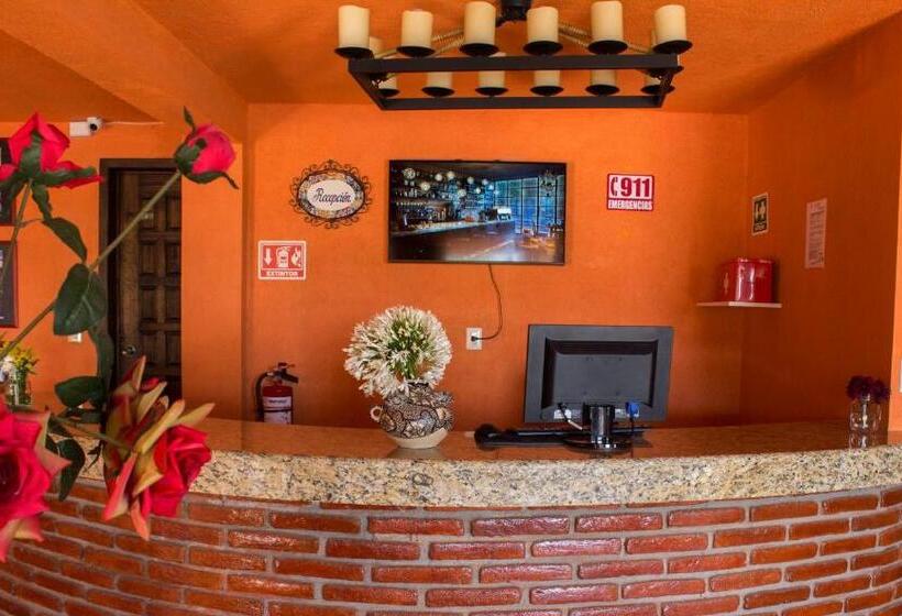 Camino Mexicano Hotel & Resort