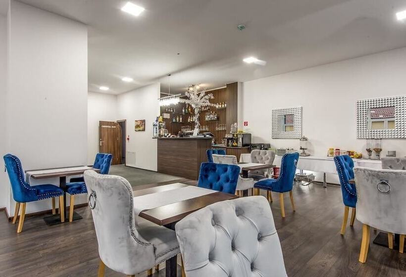 فندق Black Horse