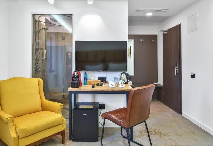 فندق Charm Boutique