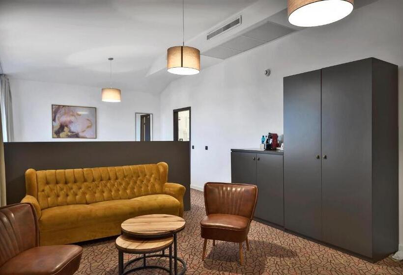 فندق Charm Boutique