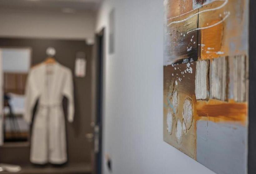 فندق Charm Boutique