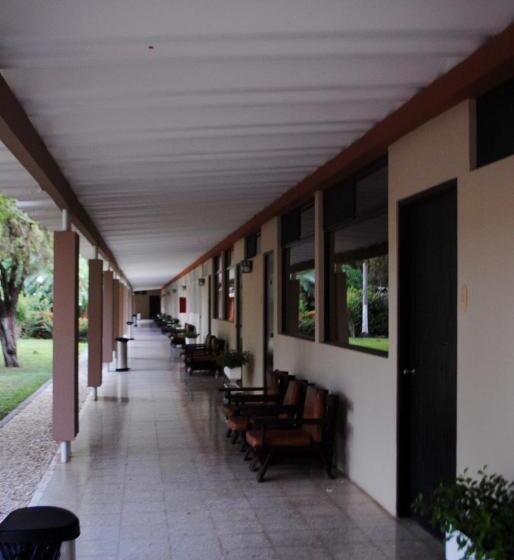 فندق Diriá Santa Cruz