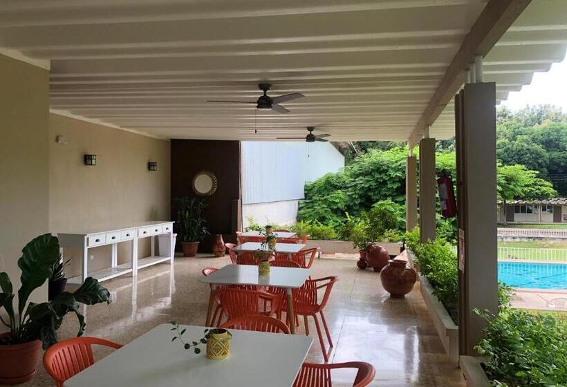 فندق Diriá Santa Cruz