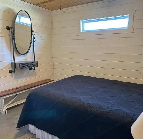 호텔 Knotty Squirrel Cabins