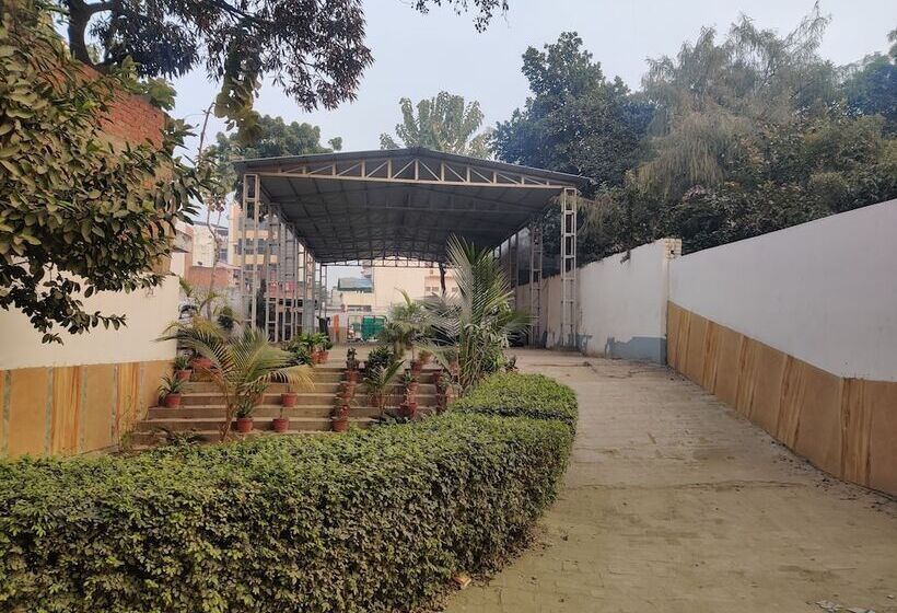 酒店 Krishan Kanhiya