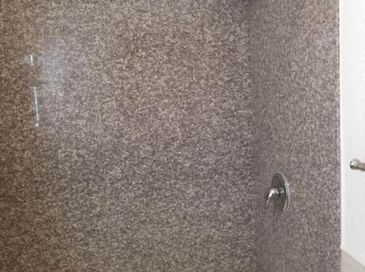 בית מלון כפרי Lone Star Inn By Fairbridge