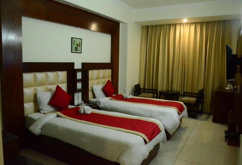 فندق Milam Inn