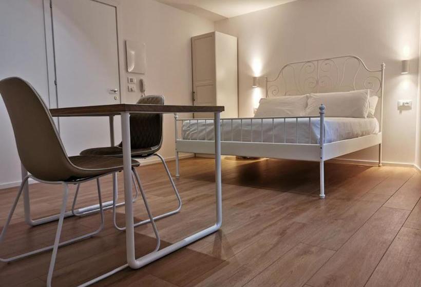 펜션 Borgo Di Ponte Holiday Apartments & Rooms