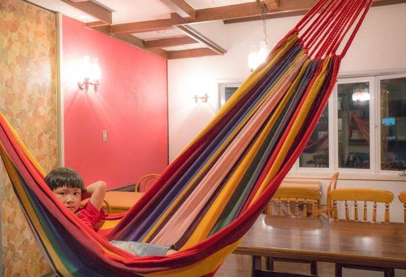 پانسیون Guesthouse Leaf