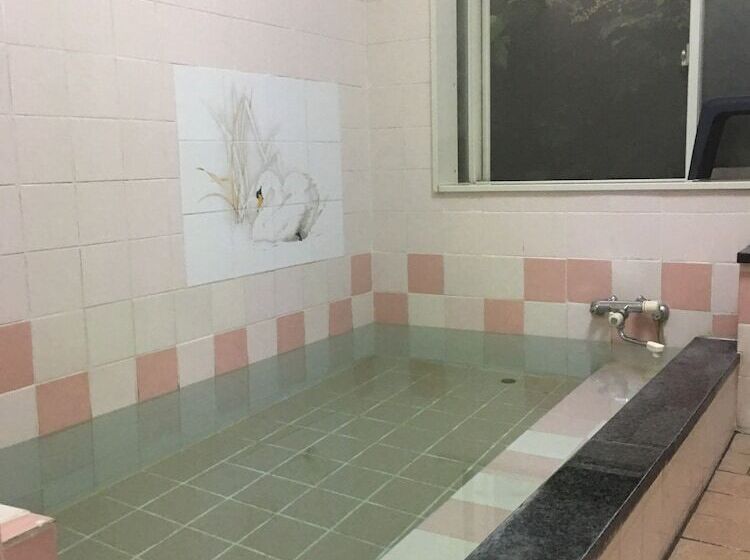 پانسیون Guesthouse Leaf