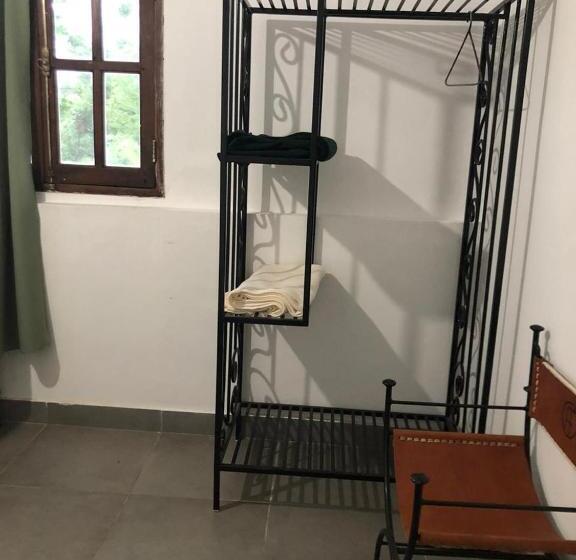 بنسيون Hostal Los Faroles Chicoana