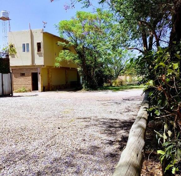 بنسيون Hostal Los Faroles Chicoana