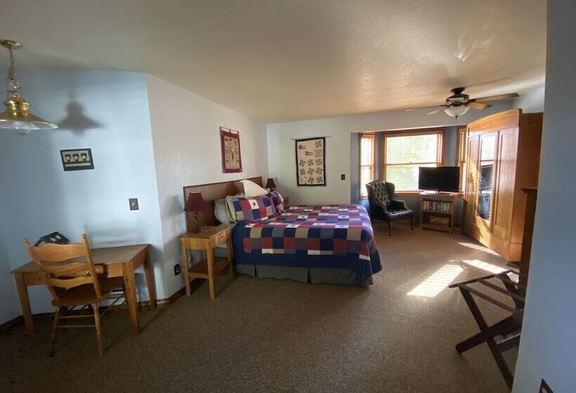 민박 The Bidwell House