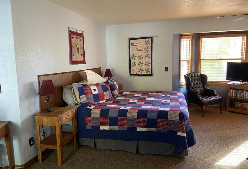 민박 The Bidwell House