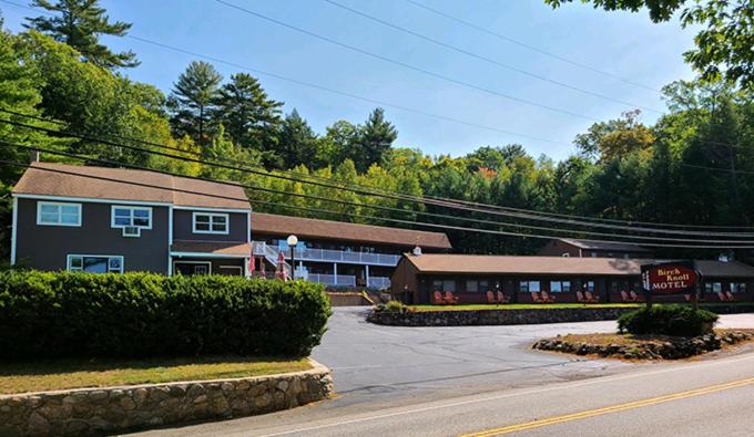 Birch Knoll Motel
