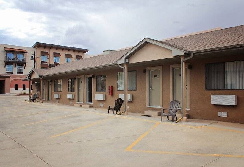 Bowen Motel