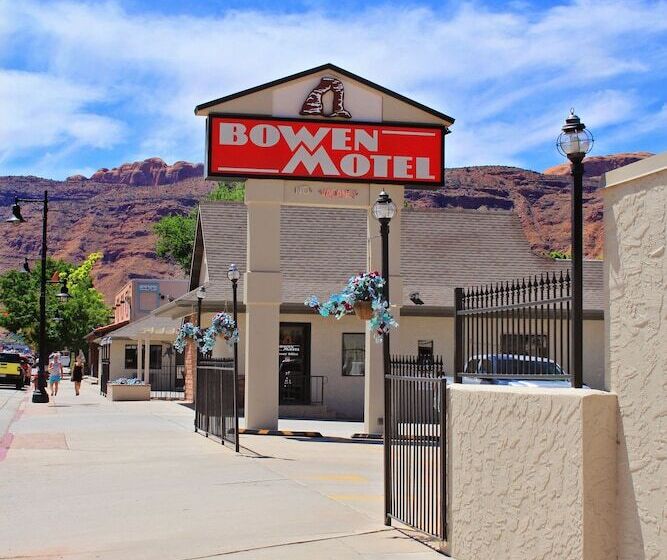 Bowen Motel