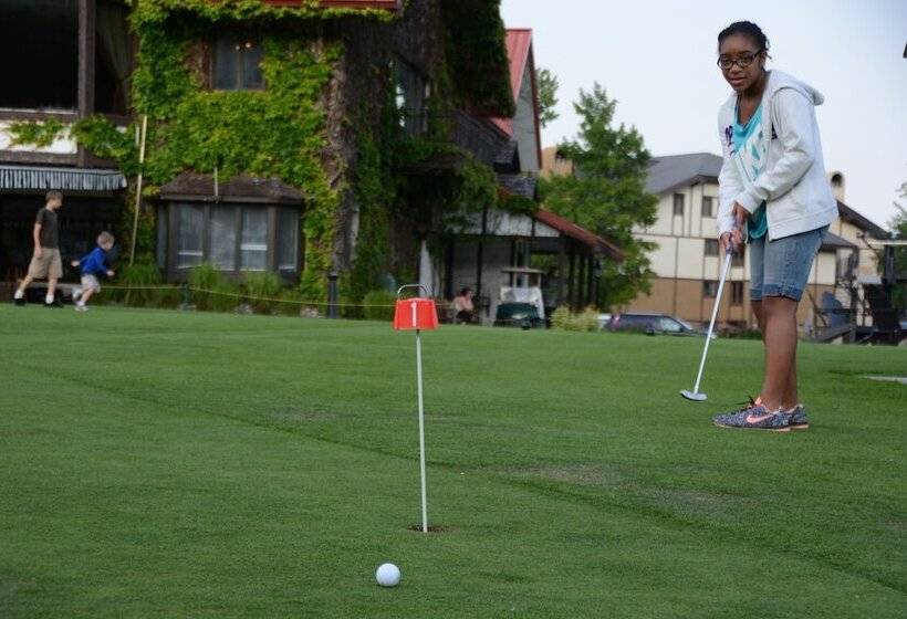 منتجع The Highlands At Harbor Springs