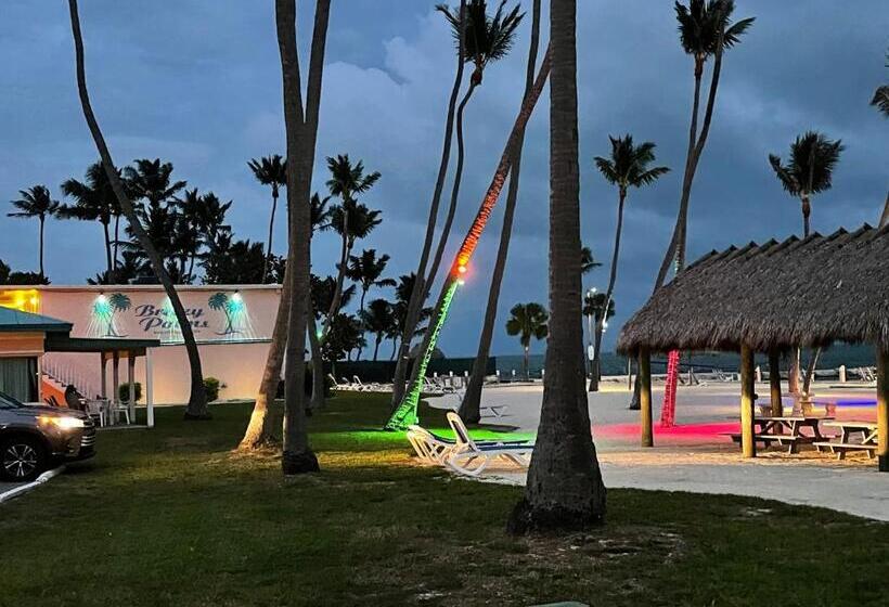 Breezy Palms Resort
