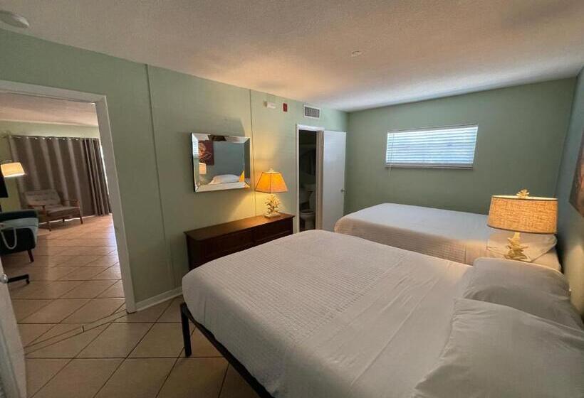 Breezy Palms Resort