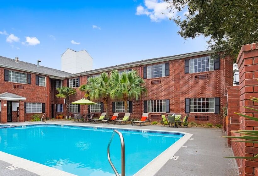 هتل Baymont By Wyndham Houston/westchase