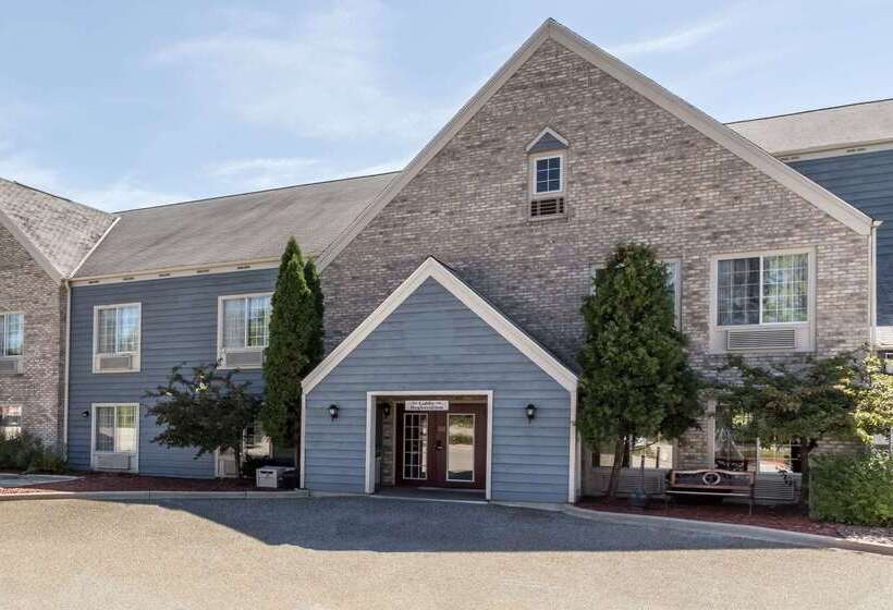 فندق Baymont By Wyndham Mequon Milwaukee Area