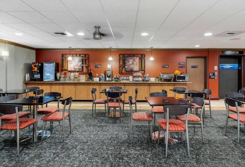 فندق Best Western Cascade Inn & Suites