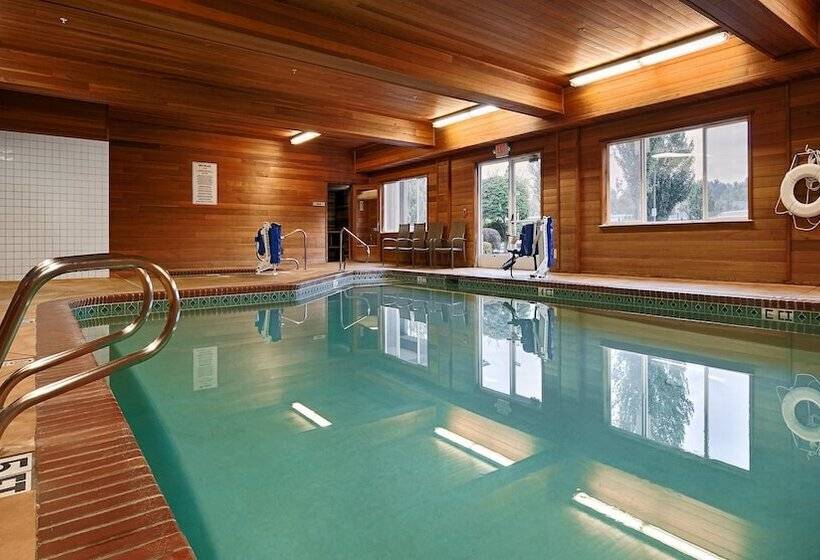 فندق Best Western Cascade Inn & Suites