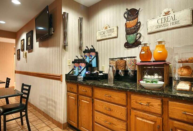 فندق Baymont By Wyndham Chester Il