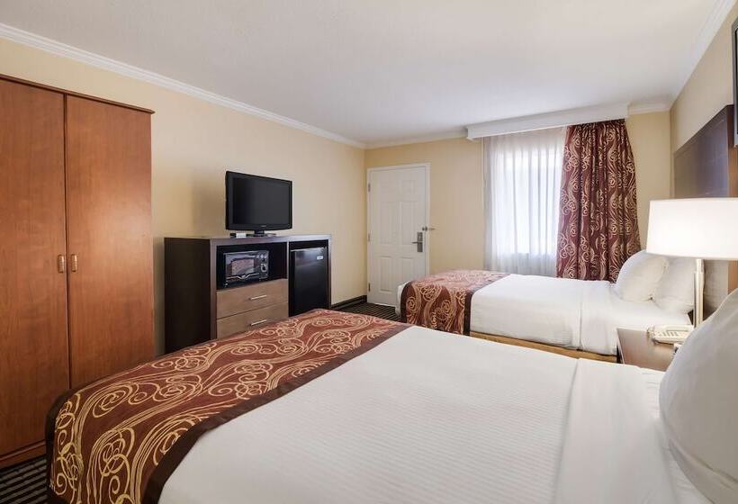 فندق Best Western Mckenzie