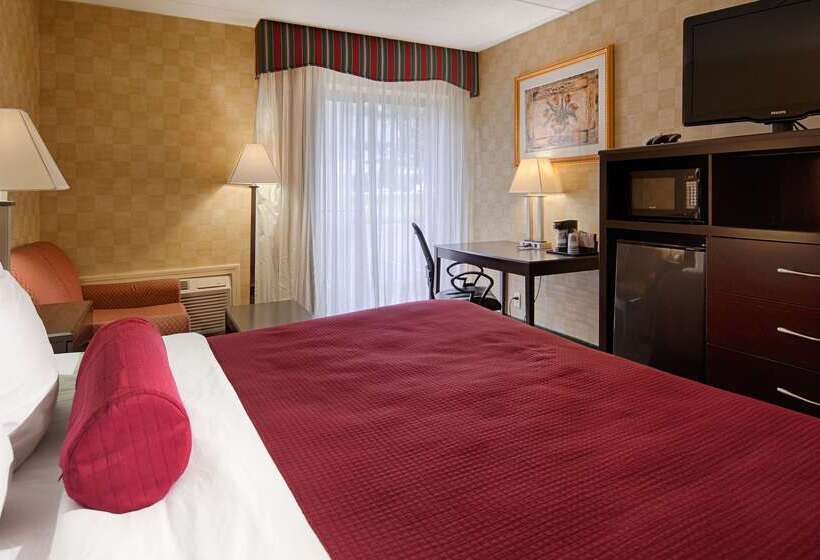 هتل Best Western Plus Keene