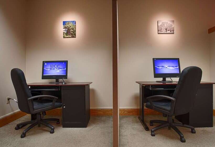 فندق Best Western Plus Plattsburgh