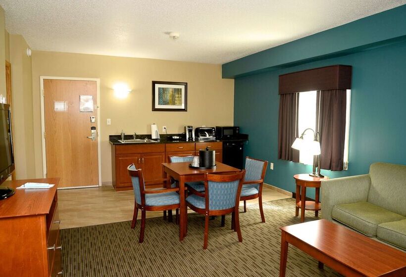 فندق Best Western Plus Plattsburgh