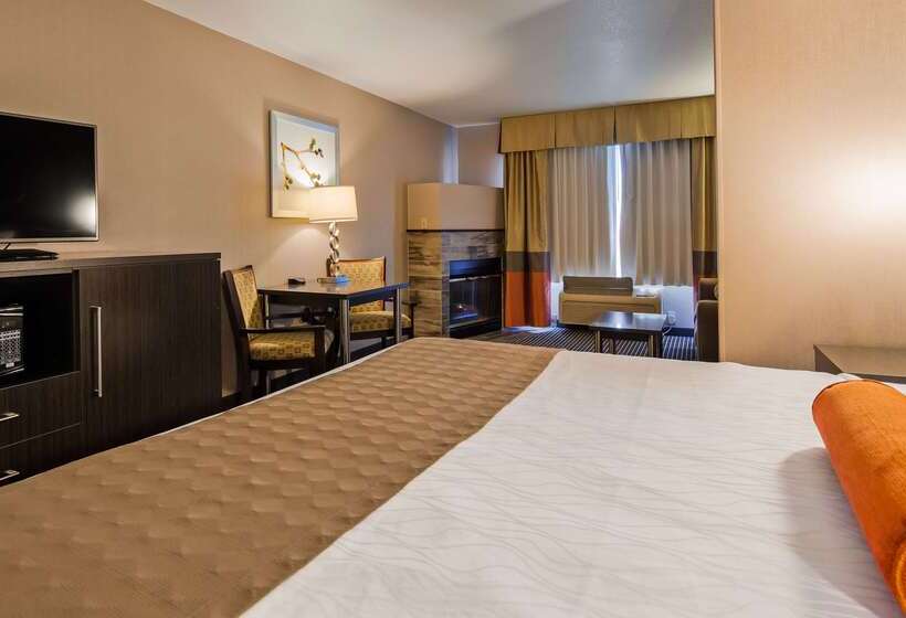 בית מלון כפרי Best Western Plus Rama Inn & Suites