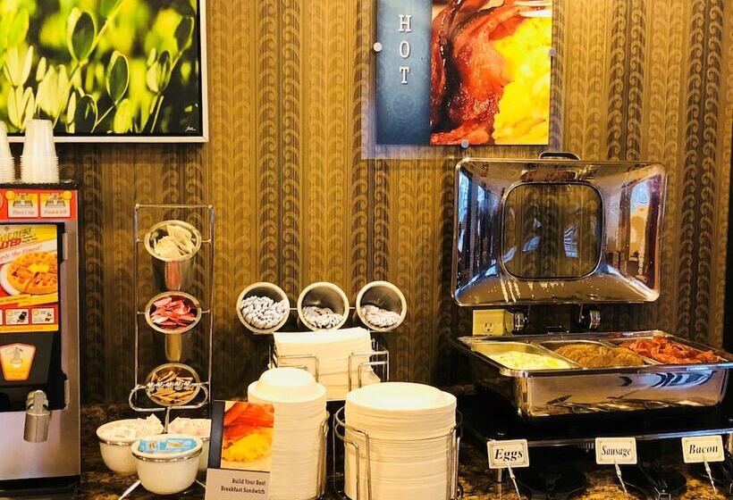 בית מלון כפרי Best Western Plus Rama Inn & Suites