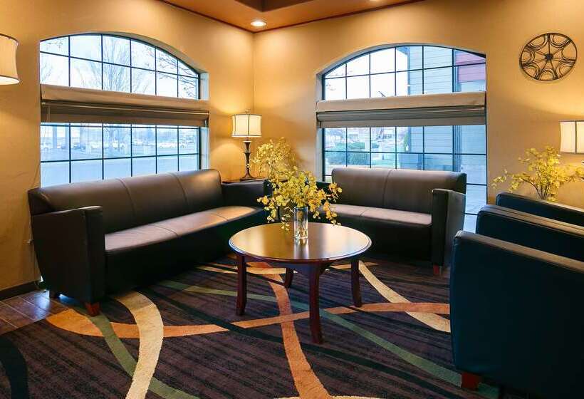 فندق Best Western Plus Rama Inn