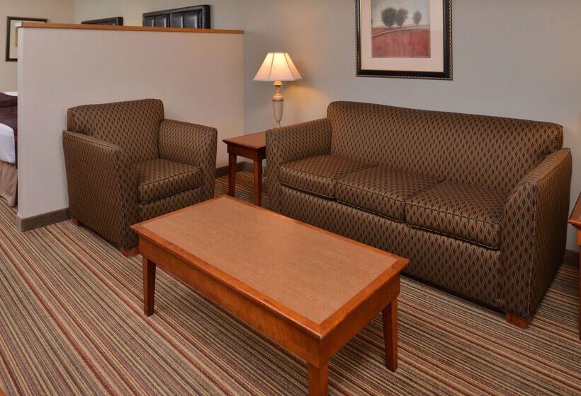 فندق Best Western Plus Rama Inn