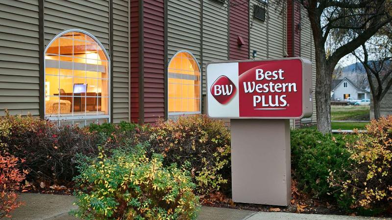 فندق Best Western Plus Rama Inn & Suites