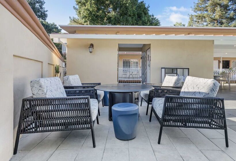 فندق Best Western Plus Riviera