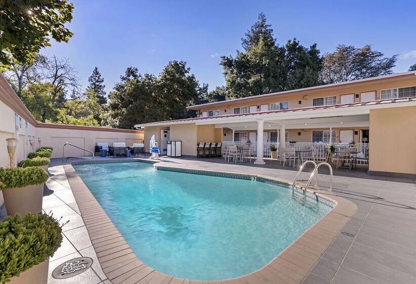 فندق Best Western Plus Riviera