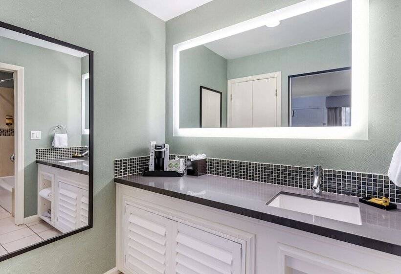 فندق Best Western Plus Riviera