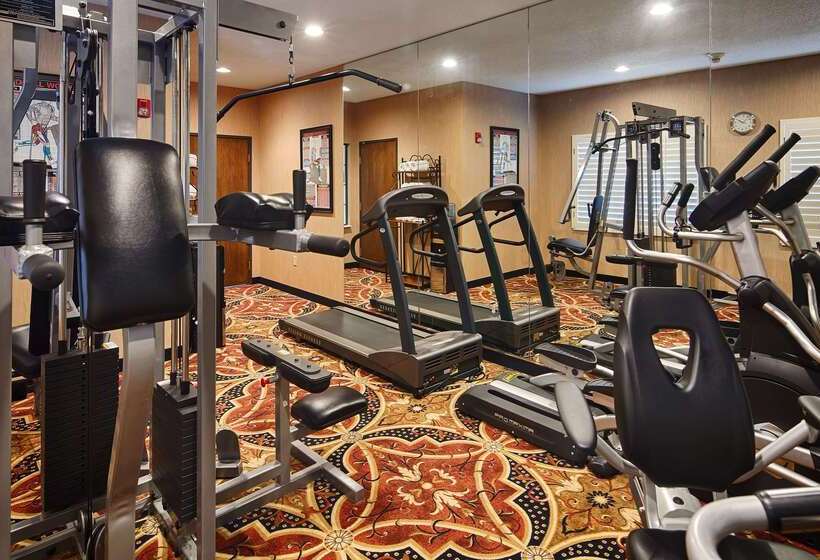 فندق Best Western Plus Southpark Inn & Suites