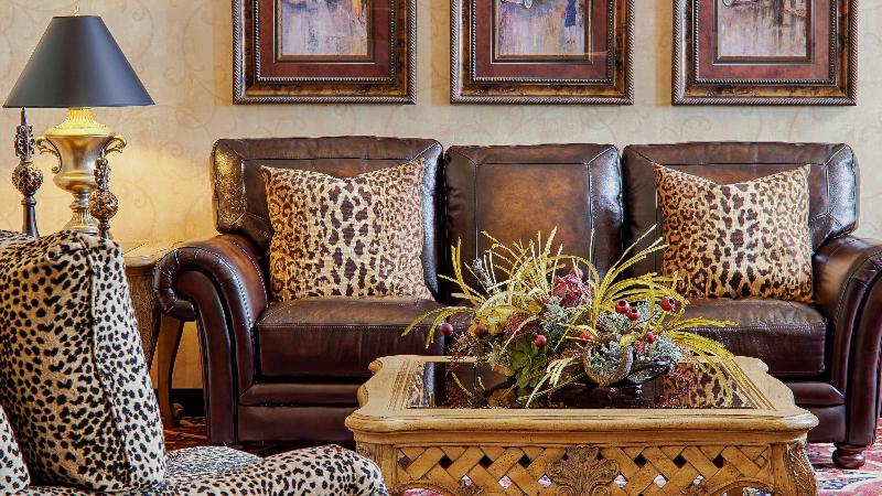 فندق Best Western Plus Southpark Inn & Suites