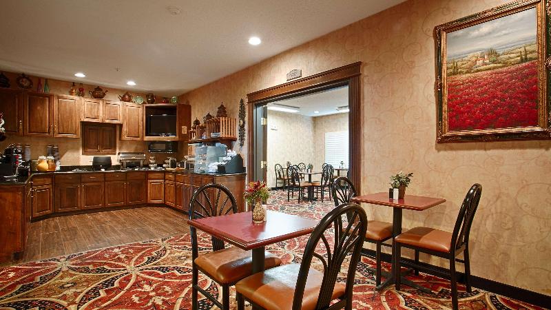 فندق Best Western Plus Southpark Inn & Suites