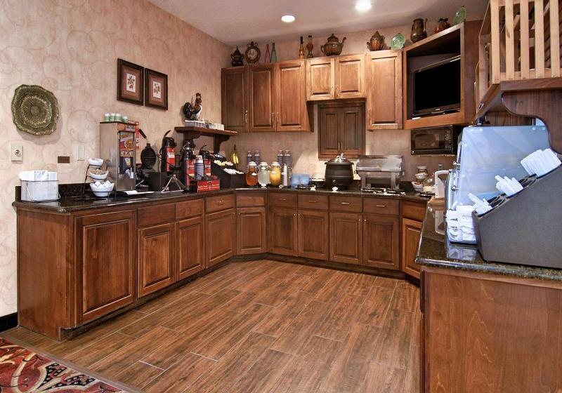 فندق Best Western Plus Southpark Inn & Suites