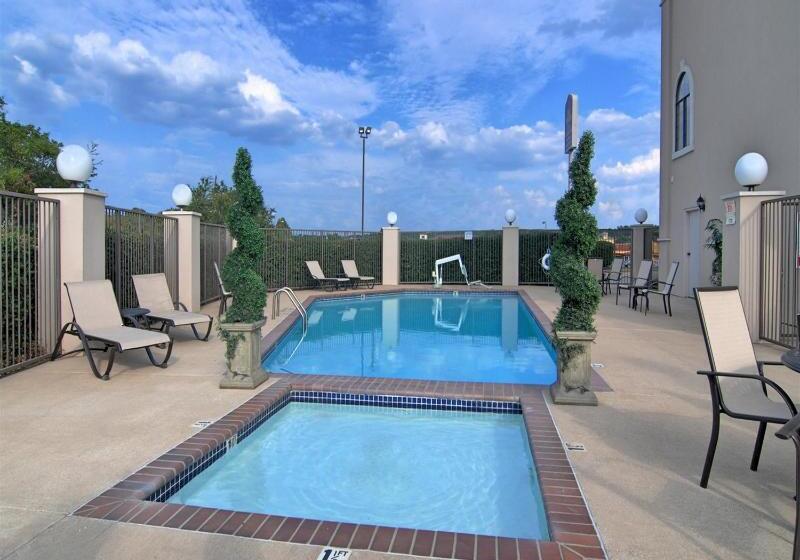 فندق Best Western Plus Southpark Inn & Suites