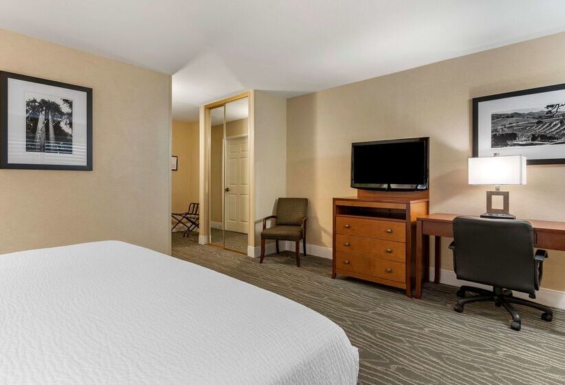 Отель Best Western Plus Stevenson Manor